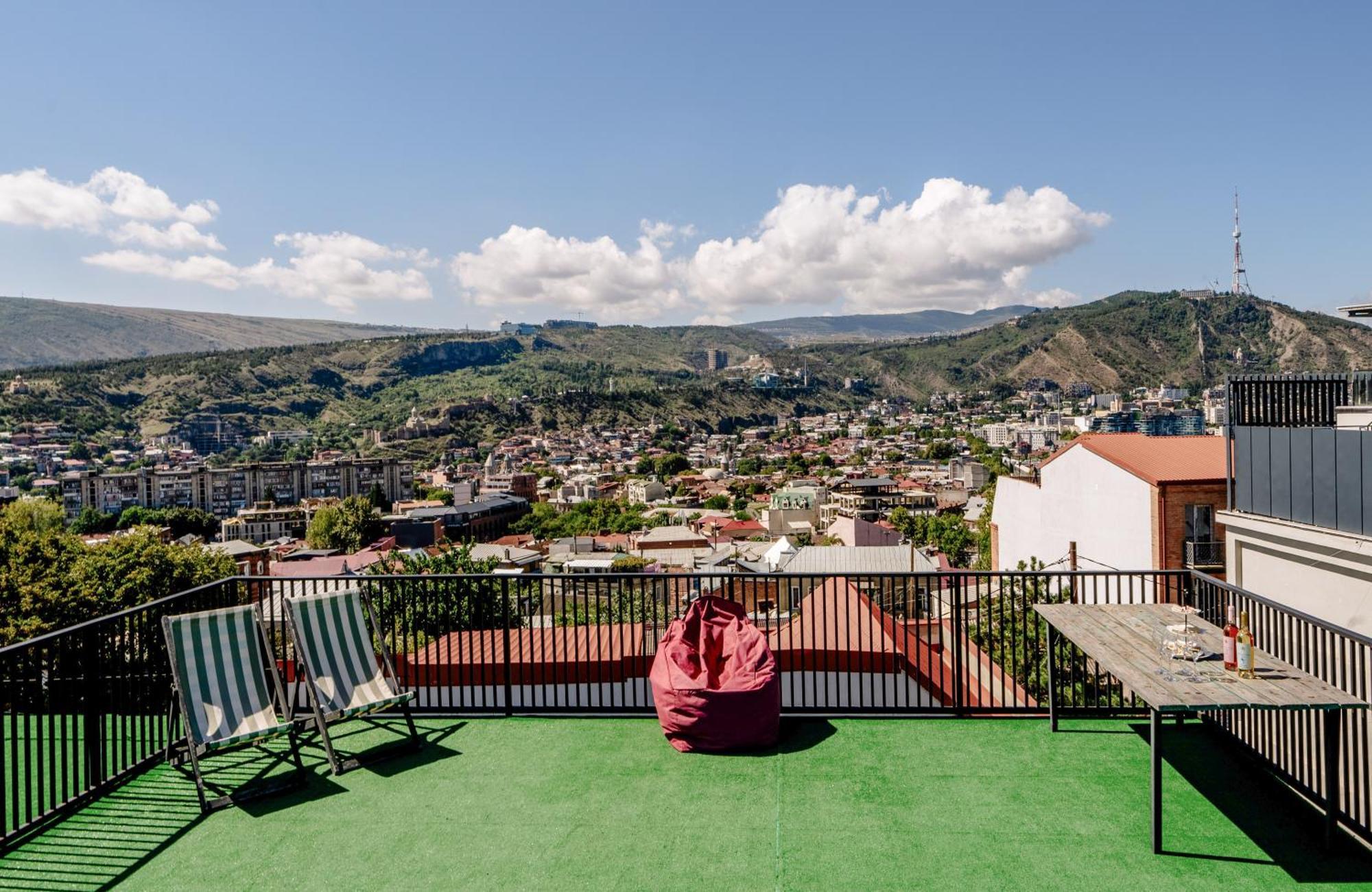 Hotel Tato & Coworking Space Tbilisi Exterior photo